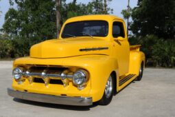 										1951 Ford F-1 Pickup full									