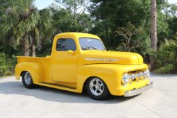										1951 Ford F-1 Pickup full									