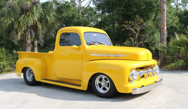 								1951 Ford F-1 Pickup full									