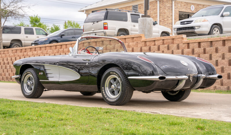 								1960 Chevrolet Corvette full									