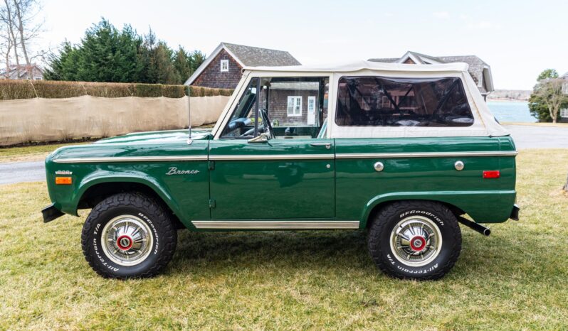 								1971 Ford Bronco 302 3-Speed full									