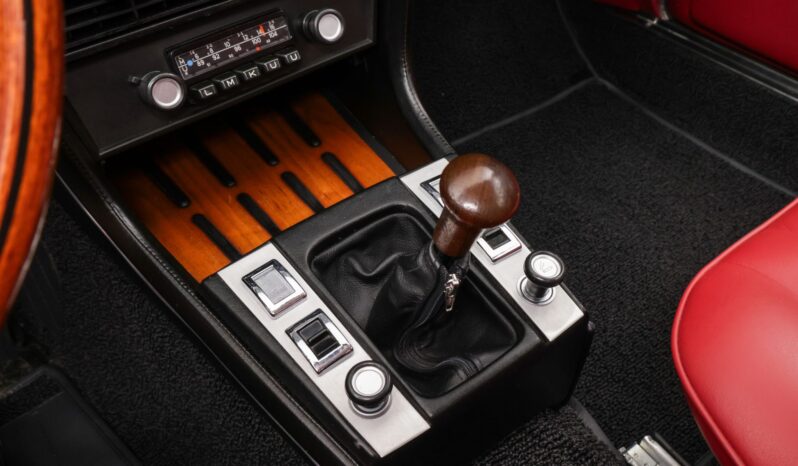 								1971 BMW 3.0CS 4-Speed full									