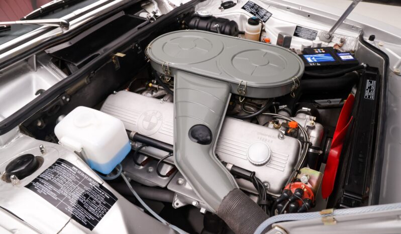 								1971 BMW 3.0CS 4-Speed full									