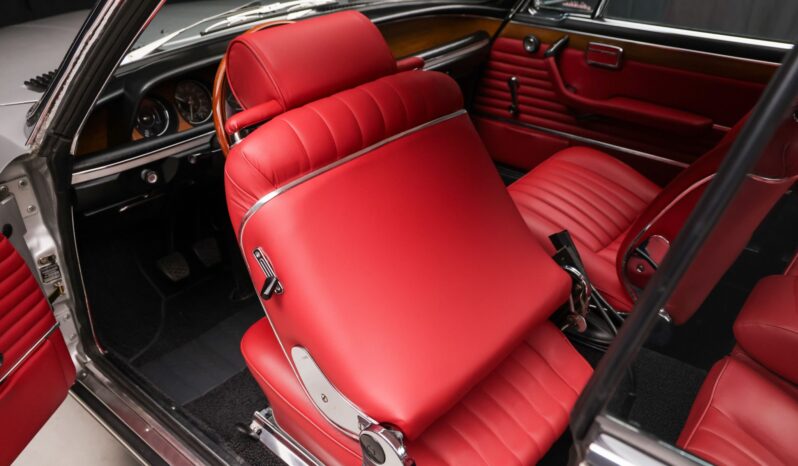 								1971 BMW 3.0CS 4-Speed full									