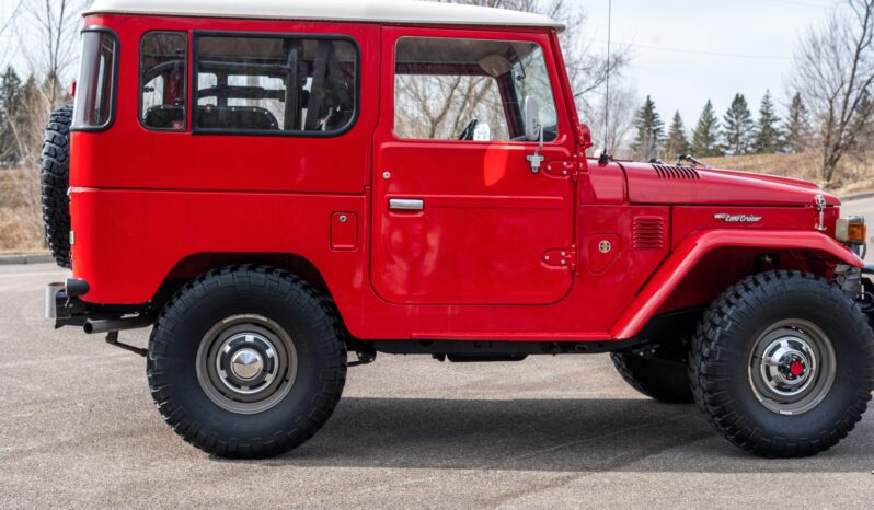 								1978 Toyota Land Cruiser FJ40 full									