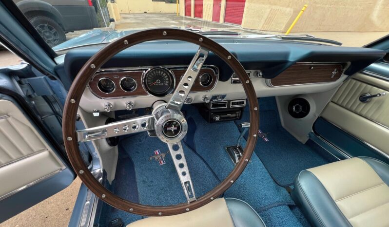 								1966 Ford Mustang Fastback 289 full									