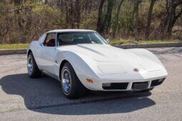 1974 Chevrolet Corvette Coupe 4-Speed full