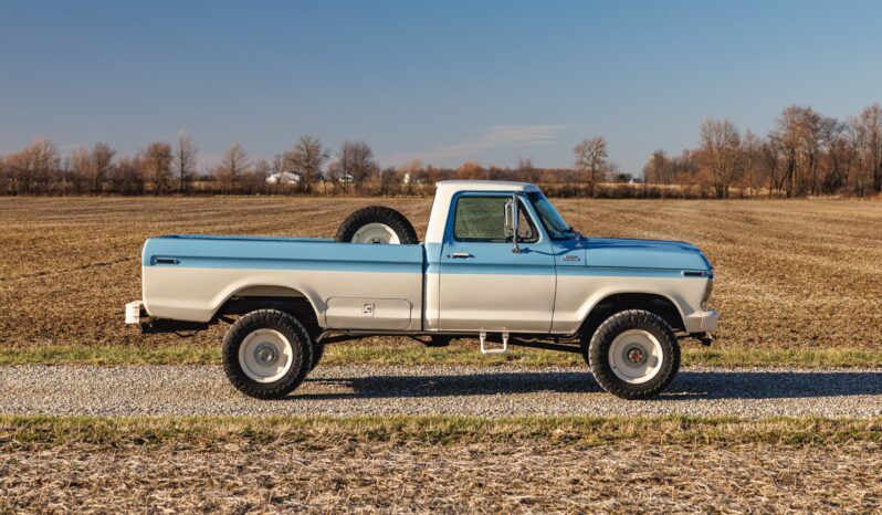 								1977 Ford F-250 Highboy 4×4 full									