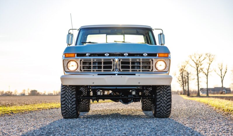 								1977 Ford F-250 Highboy 4×4 full									