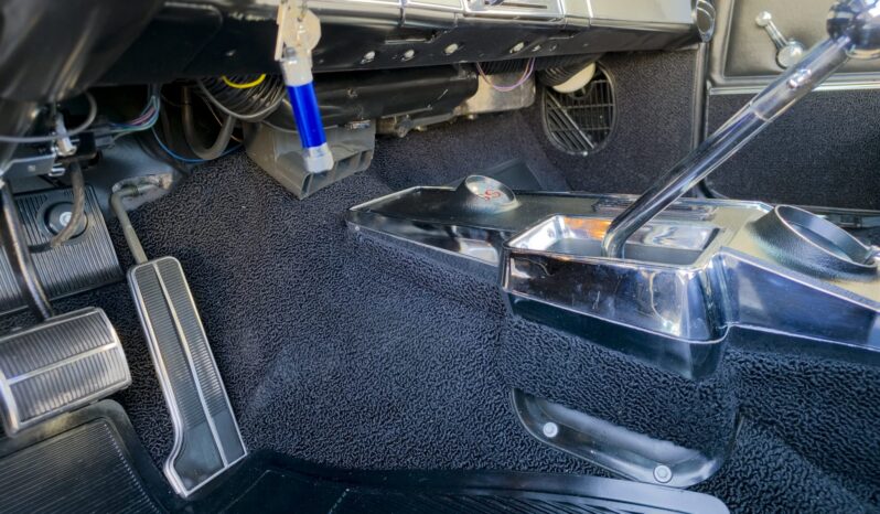 								1965 Chevrolet Impala SS Sport Coupe 4-Speed full									