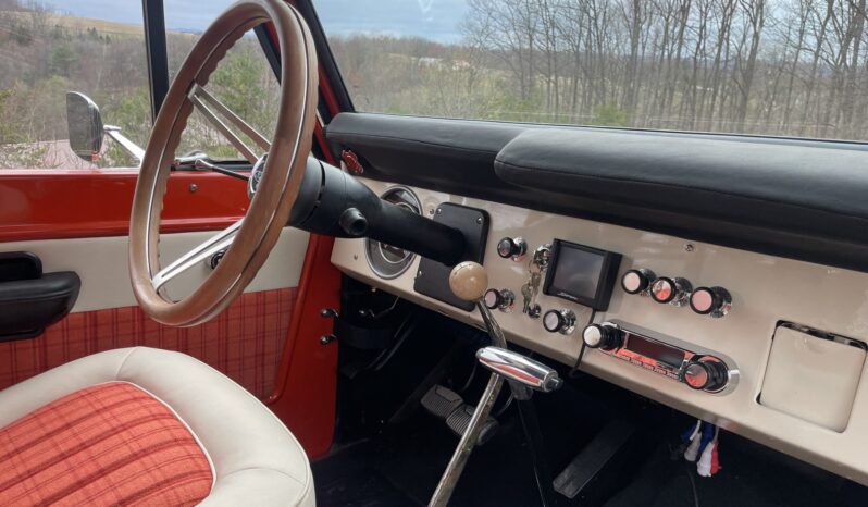 								1972 Ford Bronco 302 full									