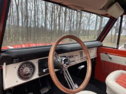										1972 Ford Bronco 302 full									