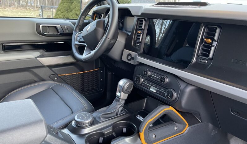 								2022 Ford Bronco Badlands V6 2-Door full									