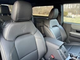 										2022 Ford Bronco Badlands V6 2-Door full									