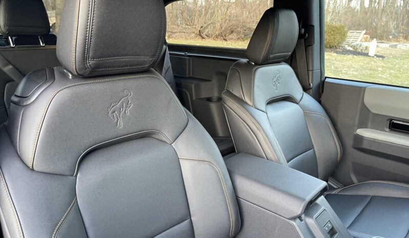 								2022 Ford Bronco Badlands V6 2-Door full									