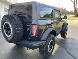 										2022 Ford Bronco Badlands V6 2-Door full									