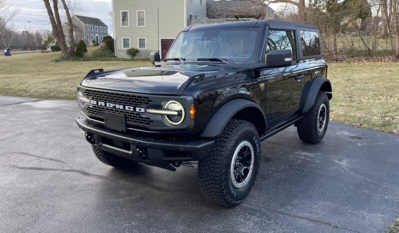 								2022 Ford Bronco Badlands V6 2-Door full									