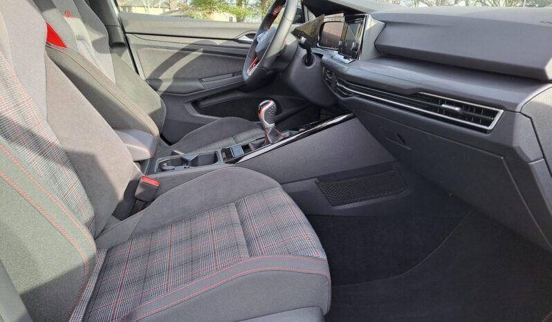 								2023 Volkswagen Golf GTI 40th Anniversary 6-Speed full									