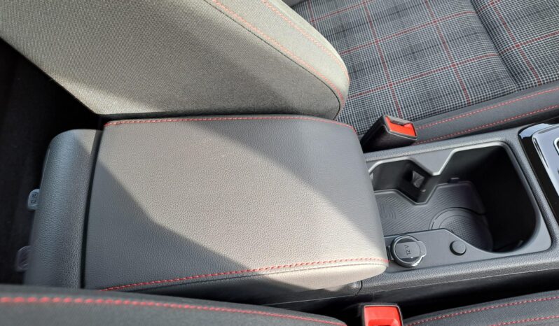 								2023 Volkswagen Golf GTI 40th Anniversary 6-Speed full									