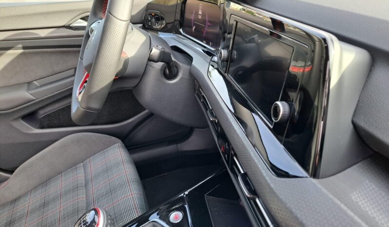 								2023 Volkswagen Golf GTI 40th Anniversary 6-Speed full									