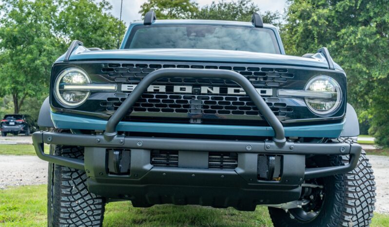 								2022 Ford Bronco Wildtrak V6 2-Door full									