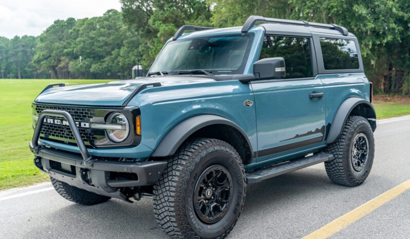 								2022 Ford Bronco Wildtrak V6 2-Door full									