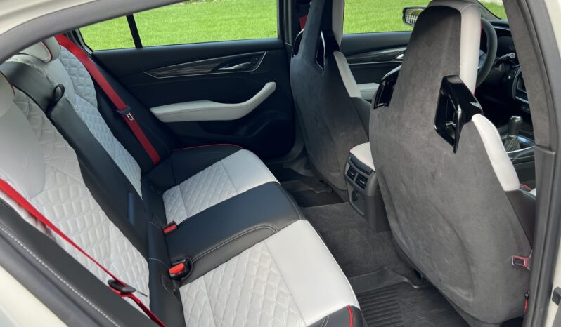 								2022 Cadillac CT5-V Blackwing 6-Speed full									