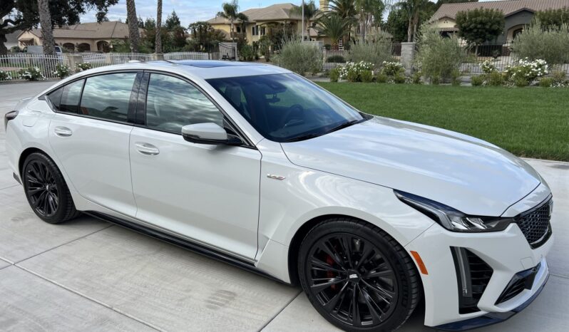 								2022 Cadillac CT5-V Blackwing 6-Speed full									