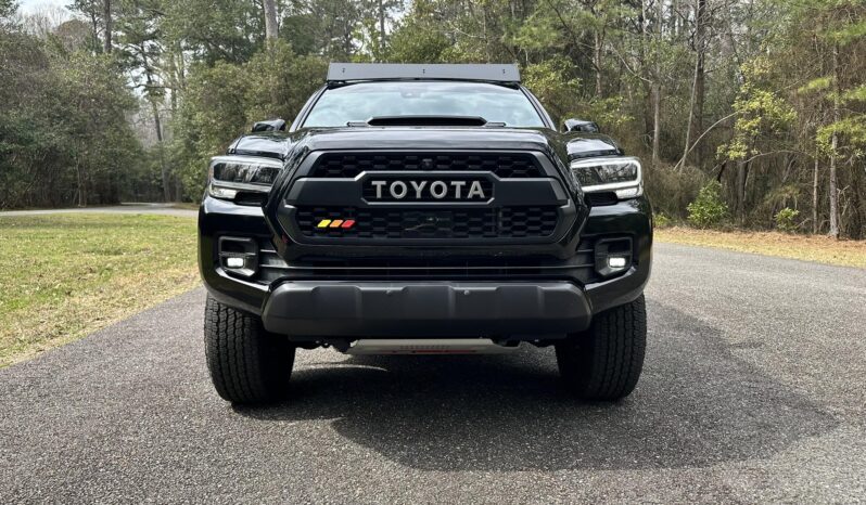 								2023 Toyota Tacoma Double Cab TRD Pro 4×4 full									