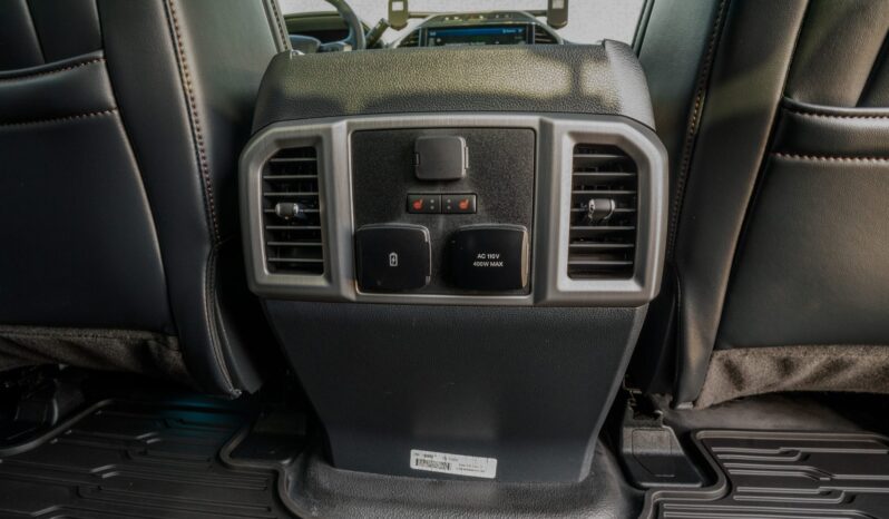 								2022 Ford F-350 Super Duty Platinum Tremor Crew Cab full									