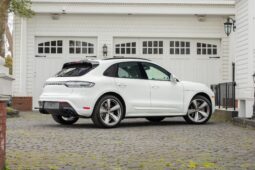 2023 Porsche Macan GTS full