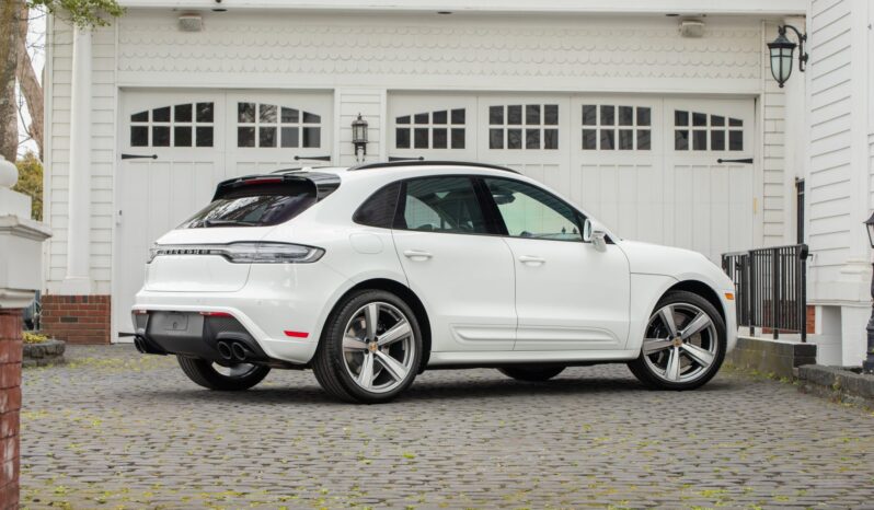 								2023 Porsche Macan GTS full									