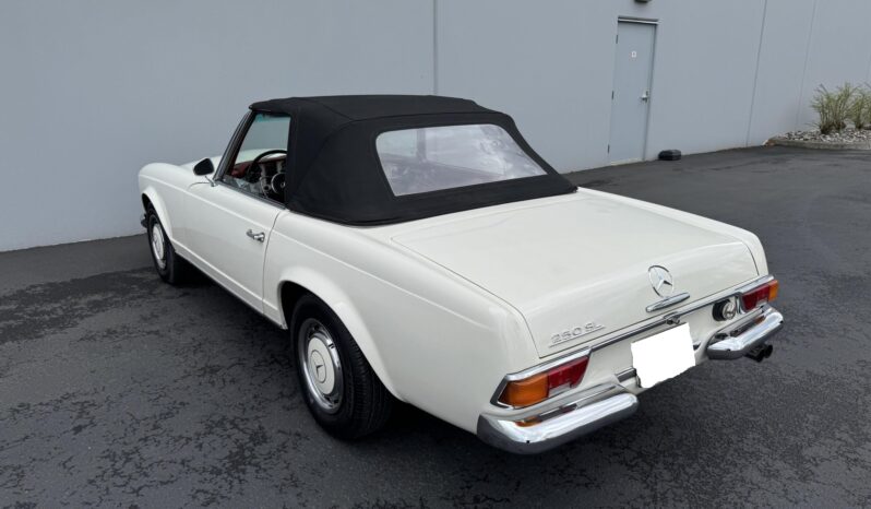 								1967 Mercedes-Benz 250SL 4-Speed full									