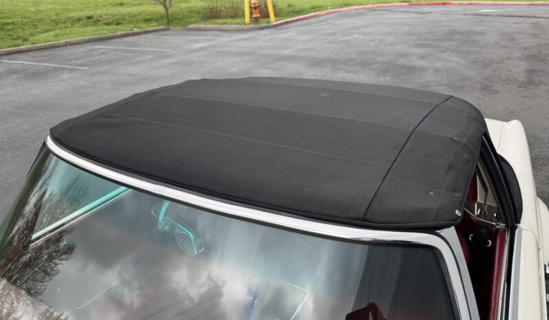 								1967 Mercedes-Benz 250SL 4-Speed full									