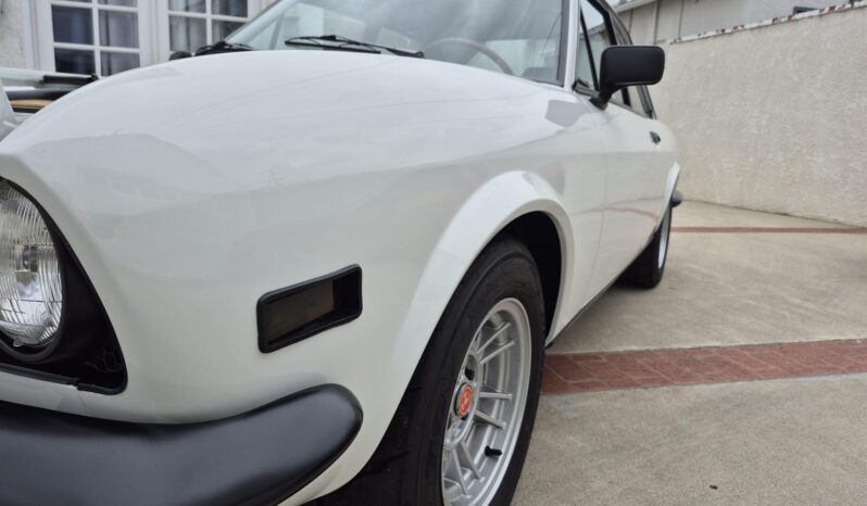 								1972 Fiat 124 Sport Coupe full									