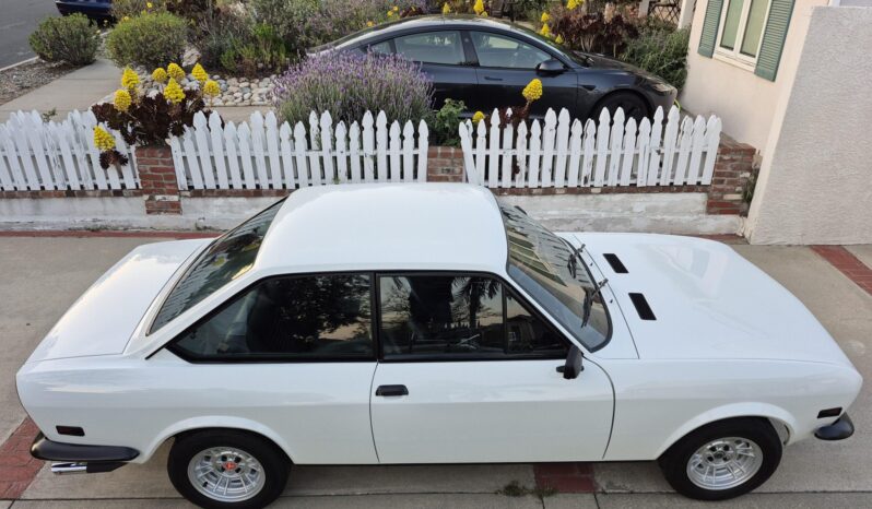 								1972 Fiat 124 Sport Coupe full									