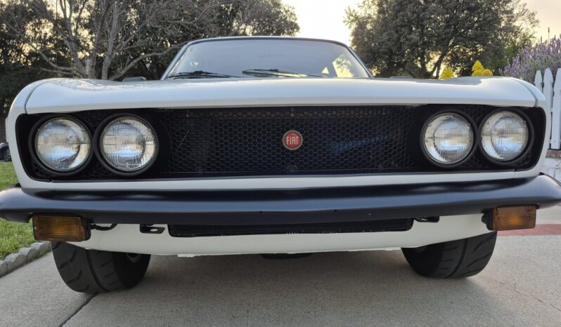 								1972 Fiat 124 Sport Coupe full									