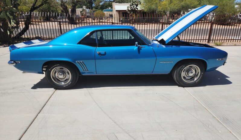 								1969 Chevrolet Camaro Z28 RS Coupe 4-Speed full									