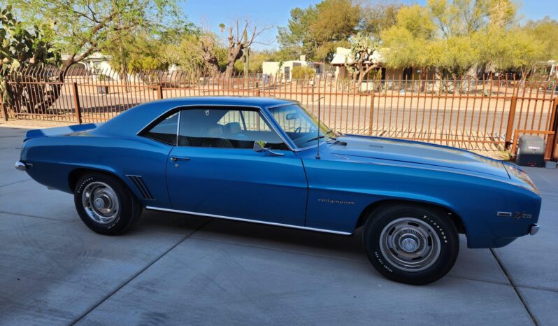 								1969 Chevrolet Camaro Z28 RS Coupe 4-Speed full									