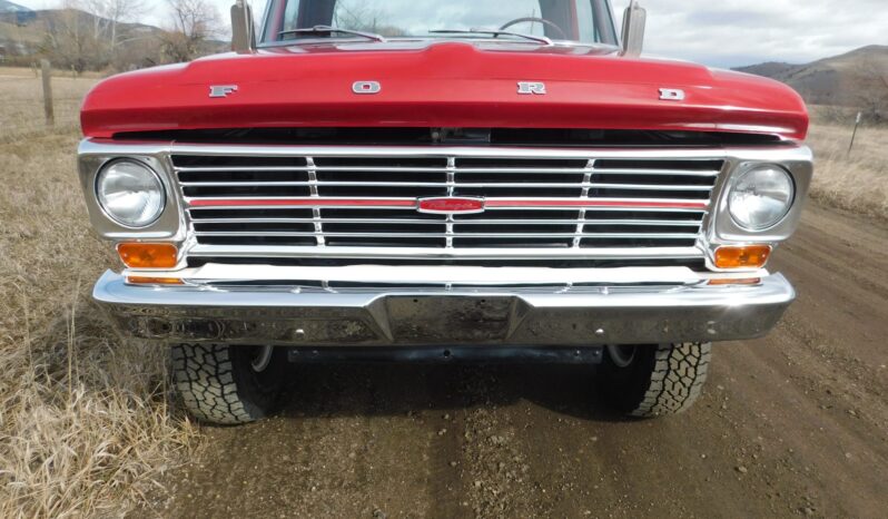 								1969 Ford F-250 Ranger Highboy 4×4 4-Speed full									