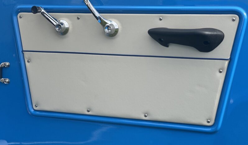 								1967 Ford Bronco full									