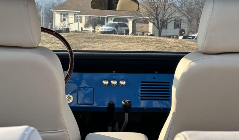 								1967 Ford Bronco full									