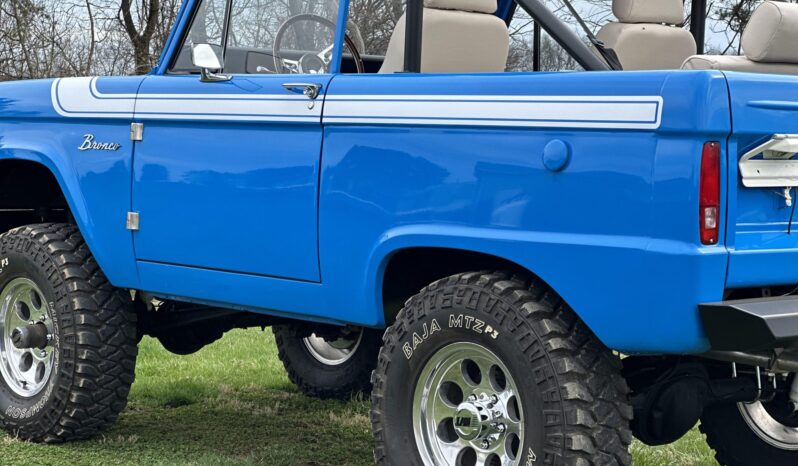 								1967 Ford Bronco full									