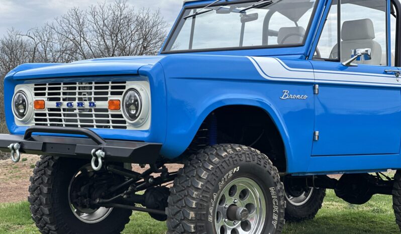								1967 Ford Bronco full									