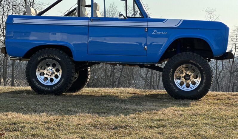 								1967 Ford Bronco full									