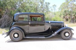 1932 Ford Victoria Street Rod 303 Rocket