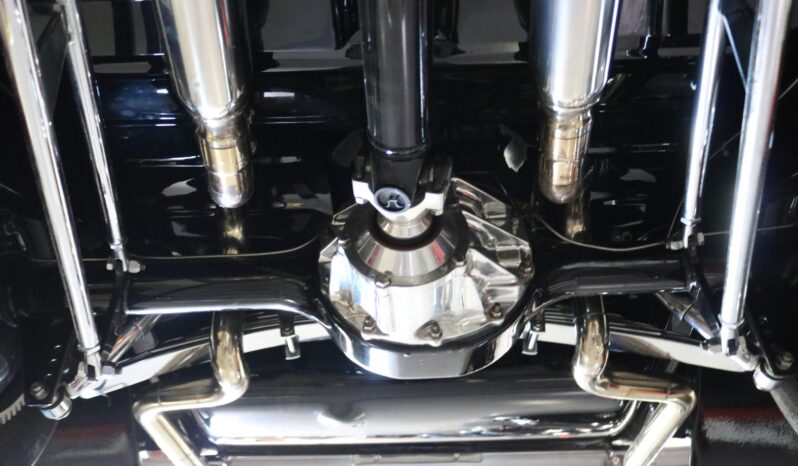 								1932 Ford Victoria Street Rod 303 Rocket full									