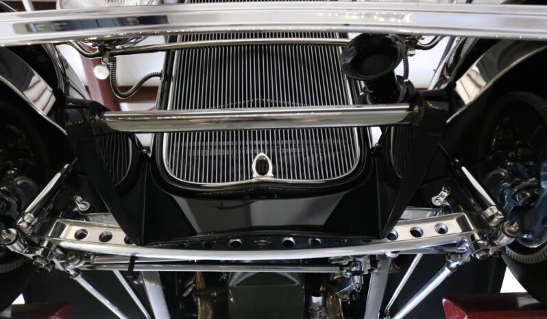 								1932 Ford Victoria Street Rod 303 Rocket full									