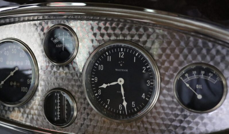 								1932 Ford Victoria Street Rod 303 Rocket full									