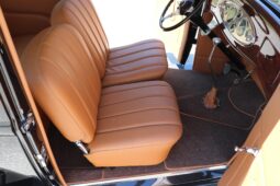 										1932 Ford Victoria Street Rod 303 Rocket full									